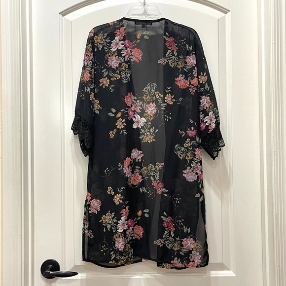 Wallflower Kimono XS Black Floral Open Front Lace Trim Beach Cover - Picture 4 of 7